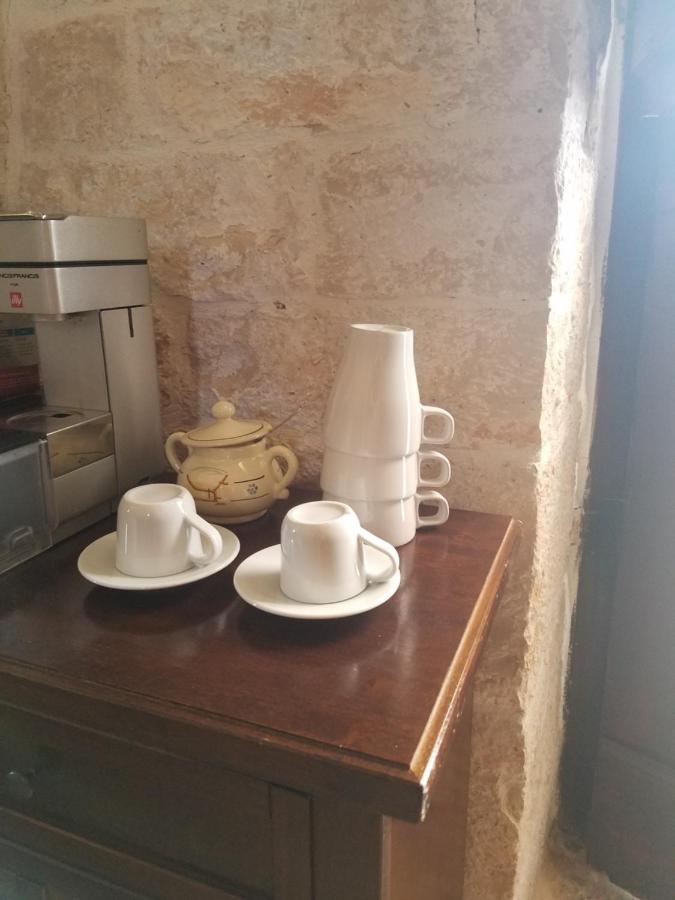 Antico Trullo Immerso Nella Campagna 阿尔贝罗贝洛 外观 照片
