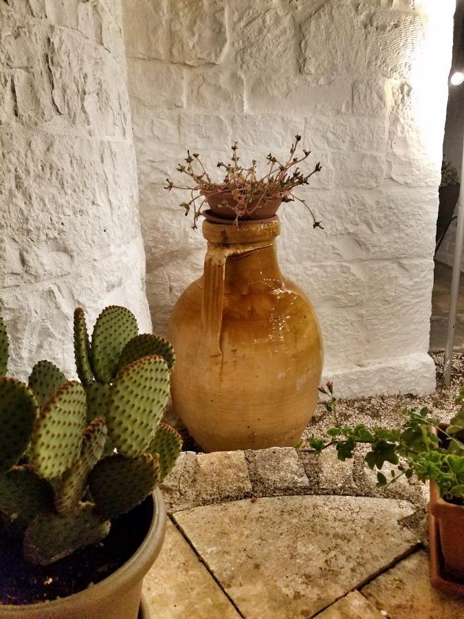 Antico Trullo Immerso Nella Campagna 阿尔贝罗贝洛 外观 照片